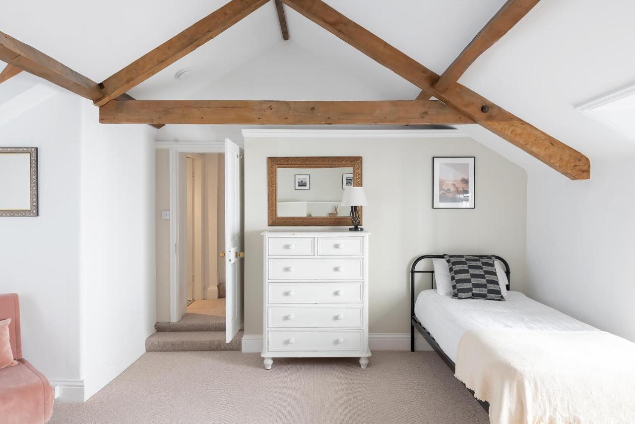 Cotswold Manor House - Country House Retreat With Hot Tub, Ideal For Large Groups Petty France Luaran gambar