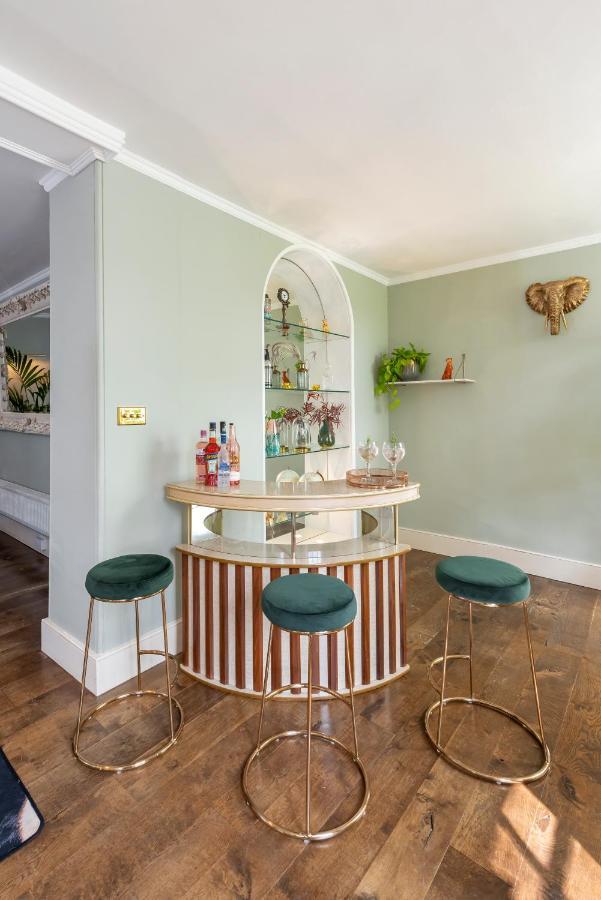 Cotswold Manor House - Country House Retreat With Hot Tub, Ideal For Large Groups Petty France Luaran gambar