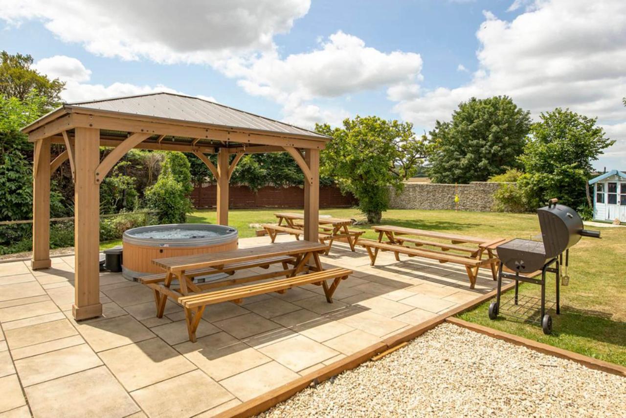 Cotswold Manor House - Country House Retreat With Hot Tub, Ideal For Large Groups Petty France Luaran gambar